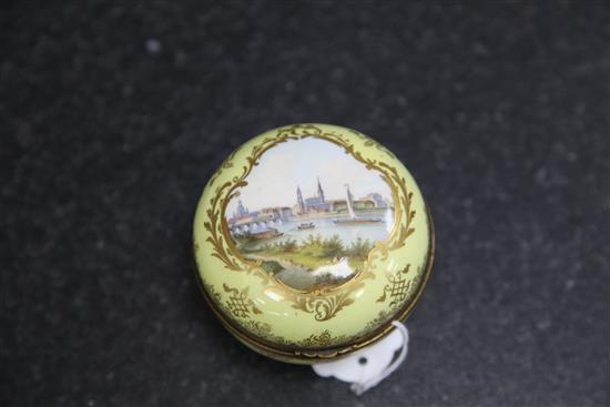 A Meissen yellow ground trinket box and cover, 19th century, diameter 9cm